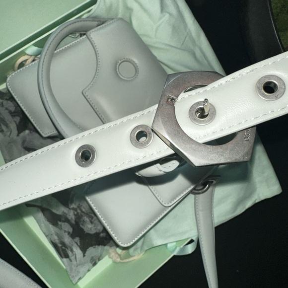 OFF WHITE Leather Burrow 22 Shoulder Bag - Picture 12 of 13